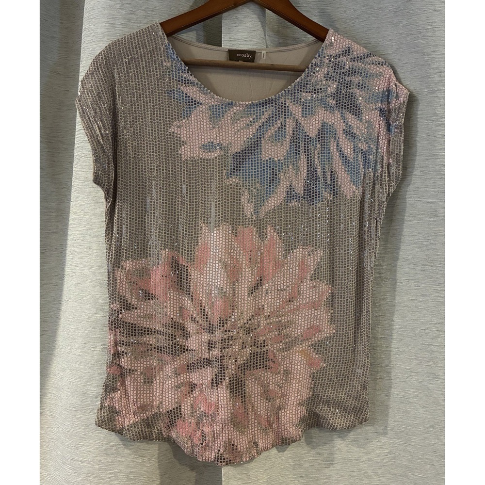 Crosby Womens Sequin Floral Top Tan Pink Blue Short Sleeve Round Neck Small